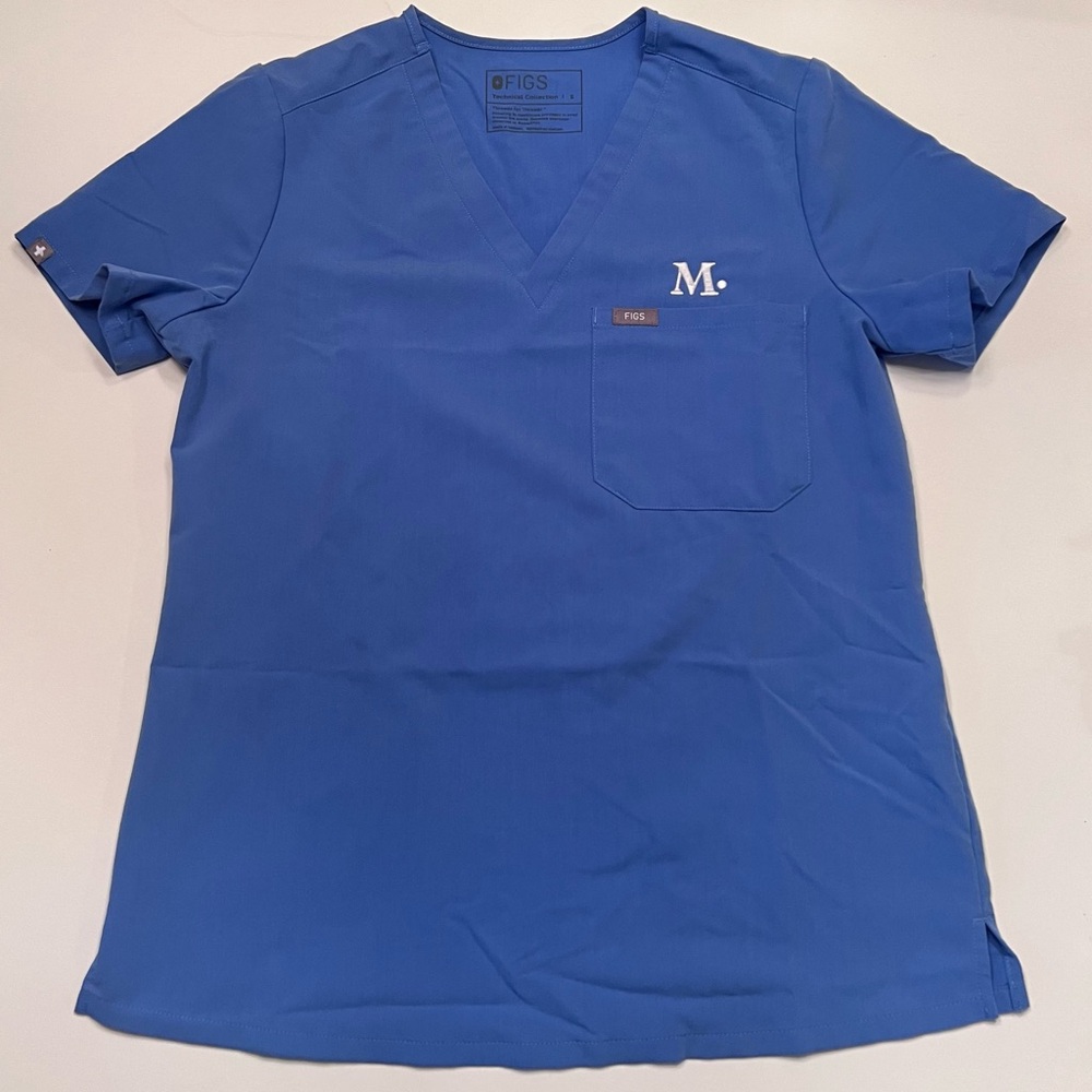 FIGS SCRUBS Ceil Blue Catarina One-Pocket Scrub Top Embroidered "M."‎ Size Small
